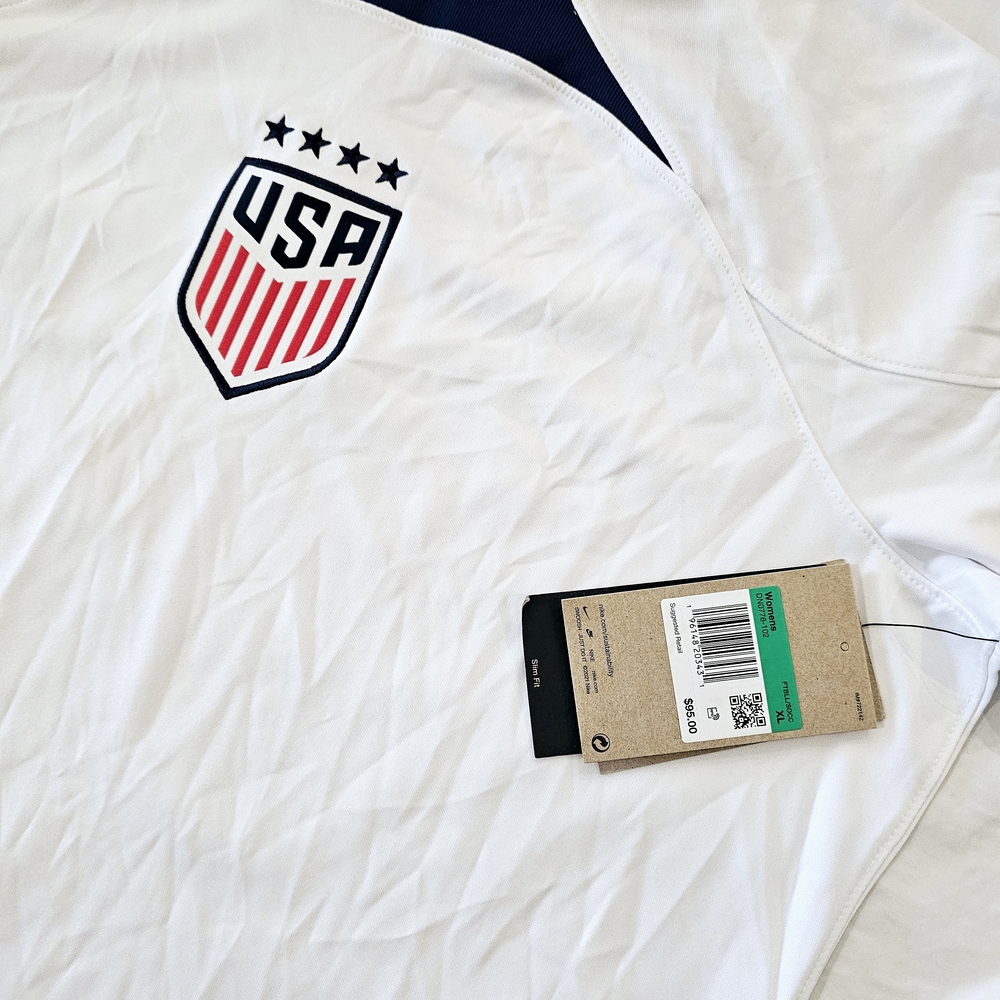 Nike USA Soccer Jersey - Picture 3 of 3